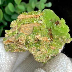 Beautiful Green Pyromorphite Crystal, Pyromorphite Mineral Specimen from Guangxi Province, China, Crystal Collection, 26g