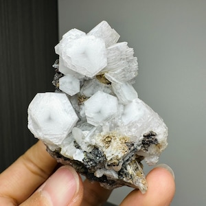 Beautiful White Benz Calcite from Fujian, China, White Bladder Flaky Crystal, White Fluorescence, Calcite on Quartz Mineral Specimen