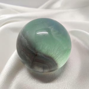 Beautiful 55mm Aquarium Blue Fluorite Sphere, One of a Kind Blue Crystal Ball, Quartz Crystal Sphere, Blue Fluorite Ball, 281g