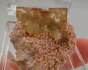 イエロー　フローライト　原石　鉱物　標本　天然石　石　北京産 中国北京産イエローフローライト結晶、立方晶系フローライト、北京