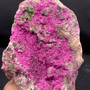 Calcita de cobalto brillante con espécimen de malaquita del Congo, calcita de cobalto rosa brillante grande, mineral de cobalto rosa cristalino