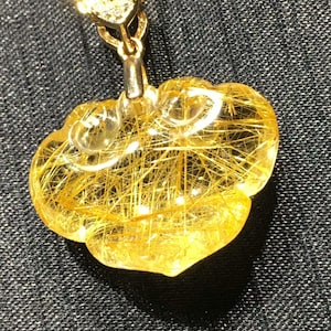 Schöne goldene Rutilquarz Halskette, vergoldeter Rutilquarz Kristall, 25,2 mm Edelstein Anhänger Halskette, Geschenk für Frauen