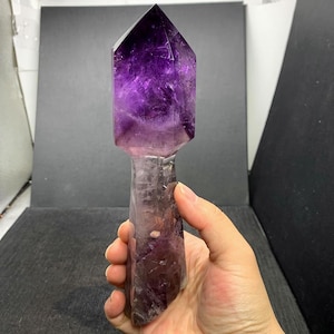 Beautiful Amethyst Point Tower Crystal Point, Purple Amethyst Wand with Wood Stand, Purple Crystal Grids Wand, 432g