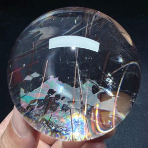 Wunderschöne 56 mm Kupfer Rutilquarz Kugel, Regenbogen Kupfer Nadel Kristallkugel, goldene Nadel Kristallkugel, 246g