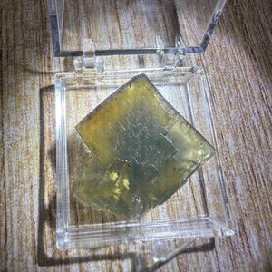 中国北京産イエローフローライト結晶、立方晶系フローライト、北京