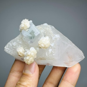 Magnifique cristal de fluorite YaoGangXian avec calcite du Hunan, Chine, fluorite sur spécimens de quartz, pièce de collection