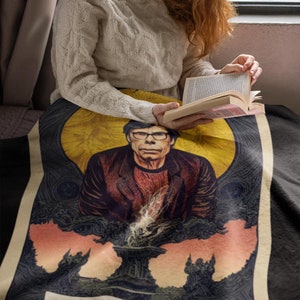 Manta de peluche con la carta del Tarot de Stephen King / Manta con la carta del Tarot de El Rey / Arte de terror / Regalo decorativo para lectores, escritores y autores