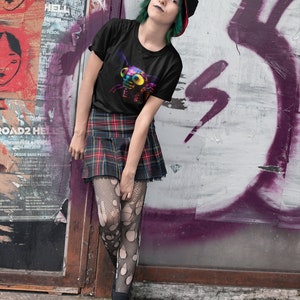 Weirdcore Insect Weirdcore Insect Tee | Vaporwave Bee Aesthetic |trippy Alt Clothing ...