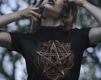 Wiccan Pentagram T-Shirt | Witch Teeshirt | Goth Shirt | Wicca Gift Blessed Be