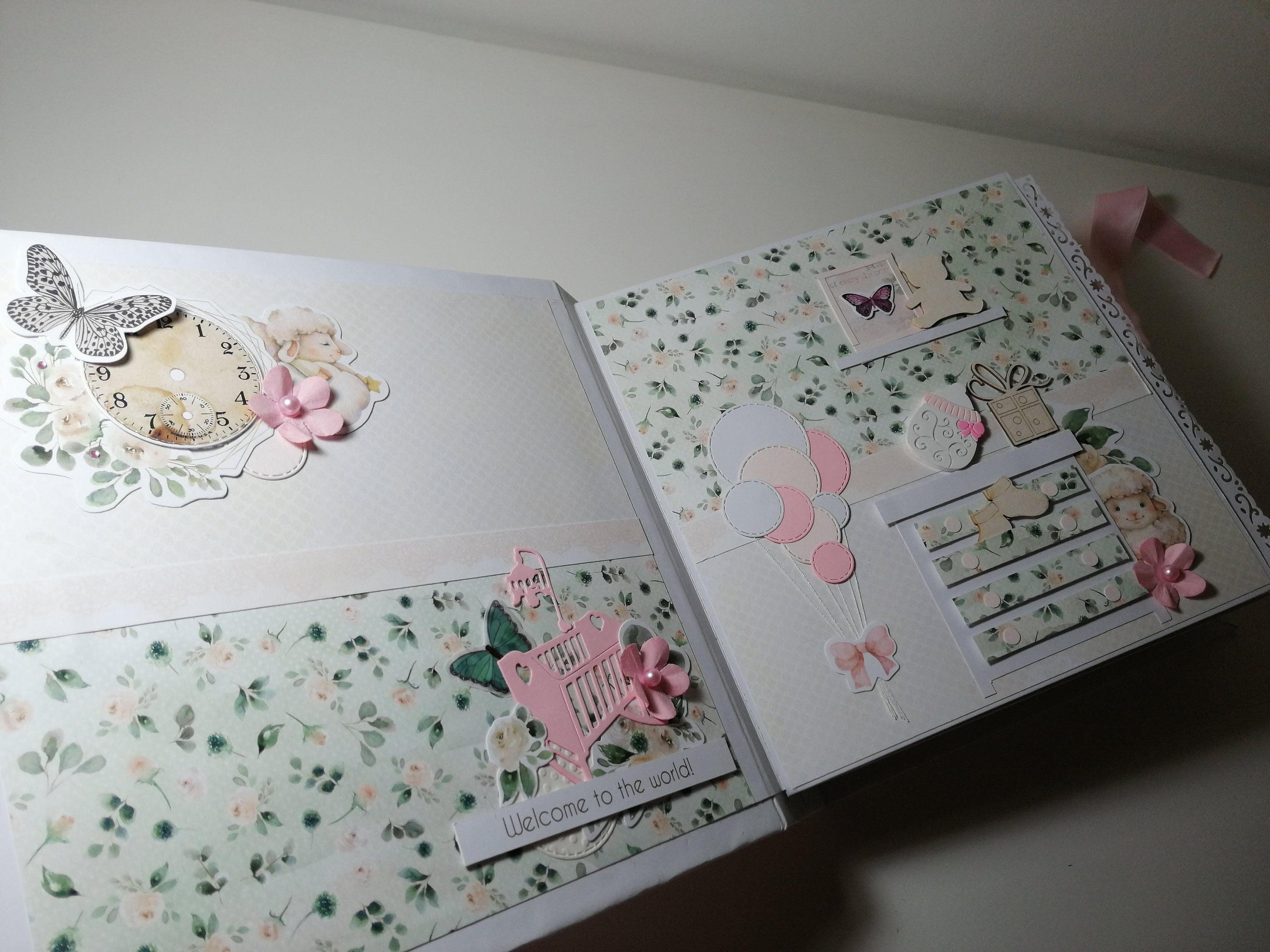 Scrapbooking Album Nascita bimba handmade fai da te  Libro nascita fai da  te, Album neonato fai da te, Album nascita fai da te