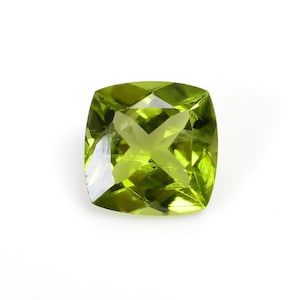 Peridot gemstone- Loose stone- 9 mm 2.98 CARAT- Green faceted peridot- handmade- 100% natural peridot stone for jewelry making