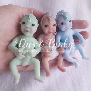 Bebé extraterrestre diminuto de silicona de 9 cm (3,5")