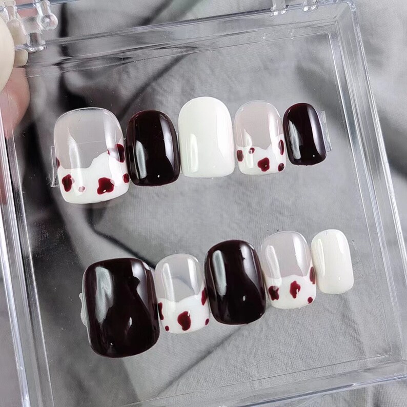 White and Black Nails/metall Ochrome Nails /press on Nails/gift Nails