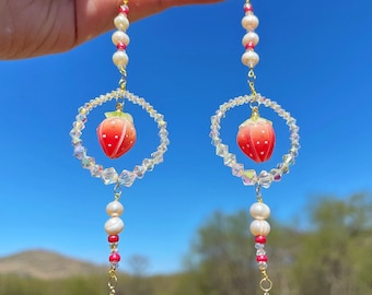 Strawberry Glasses Chain, Cute Fruit Eyeglasses Chain, Fairycore  Swarovski Crystal Sunglasses Chain, Beach Jewelry, Juicy Summer Gift