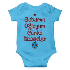 Babybody mit Trabzonspor Fahne - Bebek Tulum - Bordomavi - Taraftar bebek - Badi Babamin ogluyum cünkü Trabzonsporluyum - Geschenk für Baby