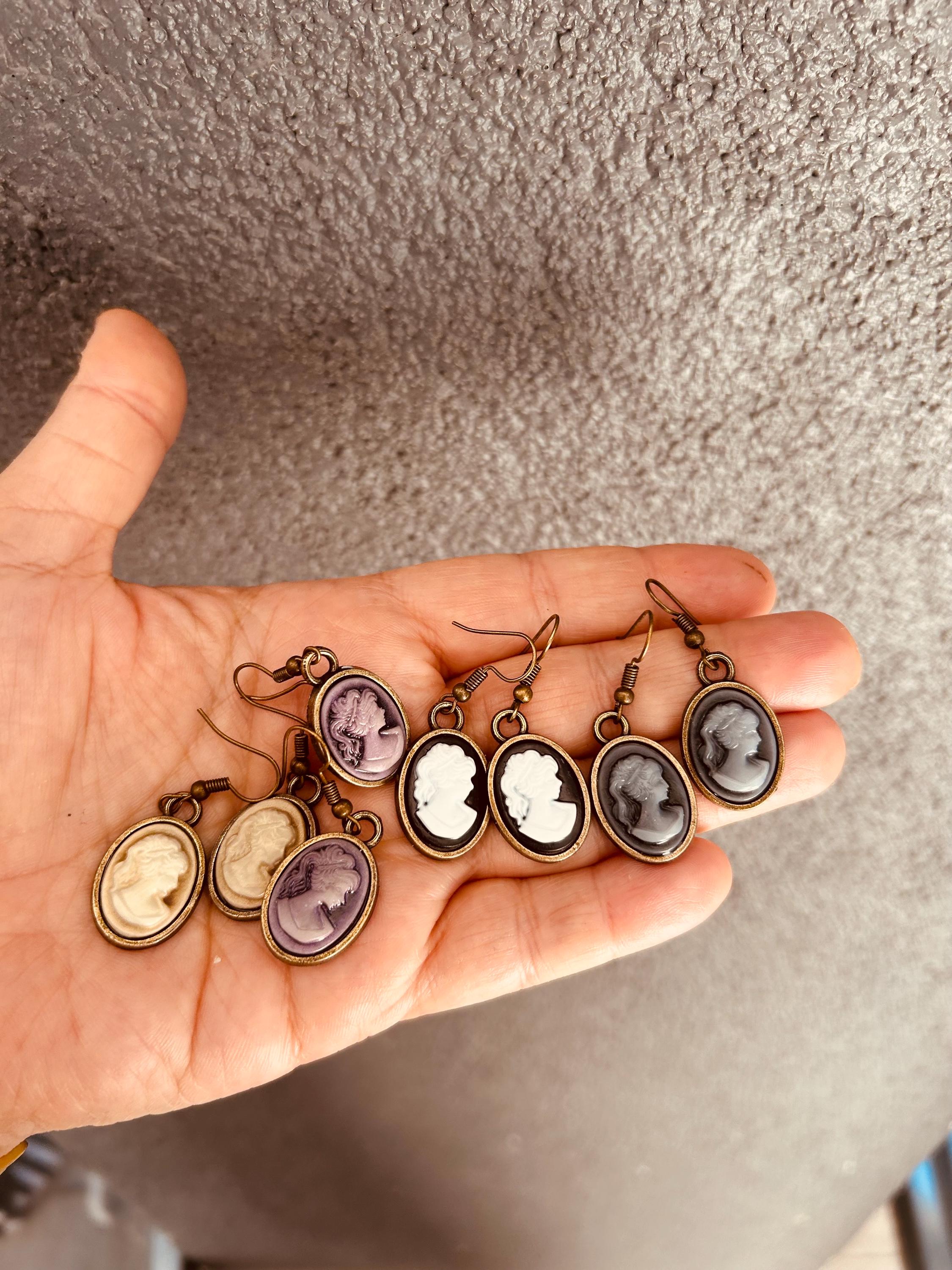 アンティークカメオイヤリング - Etsy 日本