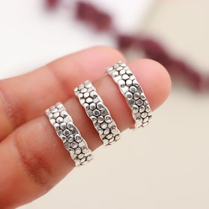 Anelli per le dita dei piedi regolabili vintage in argento sterling 925 Boho - Set di 2 / Anello midi con motivo tribale a pois / Gioielli per le dita dei piedi ossidati fatti a mano