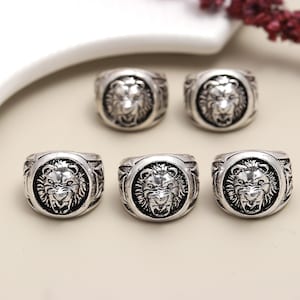 Fierce Lion Head Signet Ring | Men&#39;s Vintage 925 Sterling Silver Statement Ring | Gothic Animal Ring |  | Gift for Him