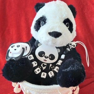 Personalisierter Babykorb Panda Geburtsgeschenk Schnullerclip + Kuscheltier, Ring und Schnuller passendes Babygeschenk MAM
