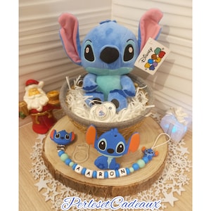 Stitch Geburtsgeschenkkorb + personalisierter Stitch-Schnullerclip + Kuscheltier + Schnuller + Stitch-Silikon** sortiert