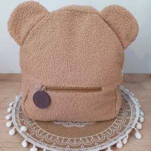 Sac à Dos Personnalisé ourson Peluche beige . Sac pour la crèche ou la maternelle. École. Cartable