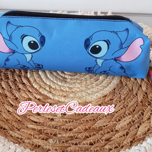 Trousse  Personnalisée Stitch bleue. Rentrée des classes. École. Etui