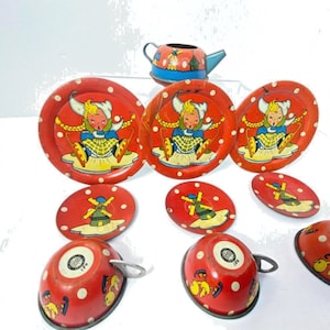 1940s OHIO ART Tin Litho 10pc Childs Tea Set, Dutch Winter Child Ice Skating "Dutch Winter"