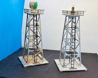 Vintage Lionel 494 Beacon Towers (2) O Gauge Train Parts Repair Lot