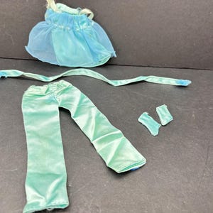 Mattel Barbie Satin Slumber Pajamas Outfit w/slippers & Robe Tie #3414
