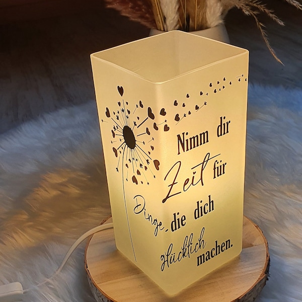 Personalisierte Lampe mit Spruch | Individualisierbar | Geschenke zum Rentenbeginn | Lampe aus Glas | Geschenkidee Geburtstag