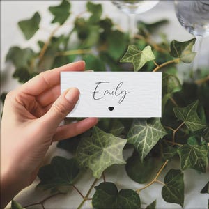 Etiquetas de tarjetas de lugar personalizadas Nombres de lugares para asientos de boda Configuración de mesa de corazón minimalista Eventos Cenas Tarjetas de lugar de boda Tarjetas de papelería