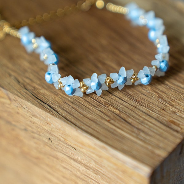 Bracelet de fleurs perlées, bracelet marguerites, bracelet de perles, fait main, cadeau, cadeau anniversaire, pour elle, fête des mères
