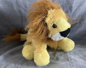 Ganz Webkinz Lil Kinz Lion HS006 Plush Stuffed Animal Toy No Code