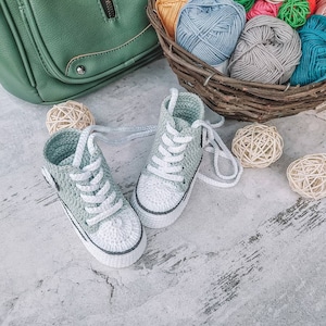 Crochet Chucks sneakers four size pattern, Baby Booties Pattern, Newborn Crochet Pattern, Crochet Bootie pattern, Modern baby booties image 10