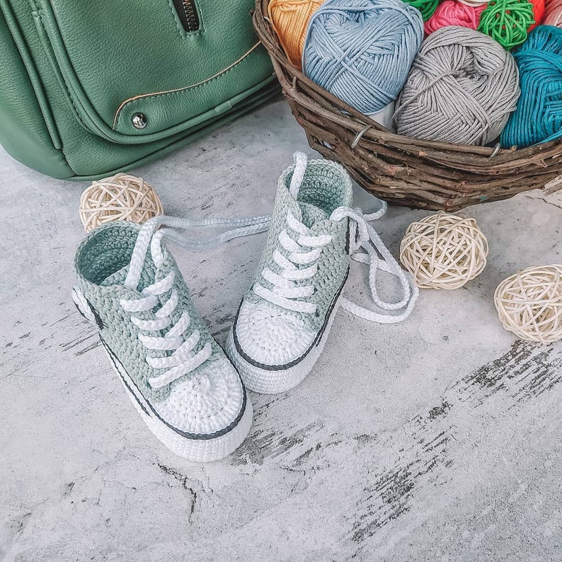 Crochet Chucks sneakers four size pattern, Baby Booties Pattern, Newborn Crochet Pattern, Crochet Bootie pattern, Modern baby booties image 10