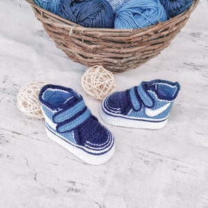 Crochet sneakers four size pattern, Baby Booties Pattern, Newborn Crochet Pattern, Crochet Bootie pattern, Modern baby booties