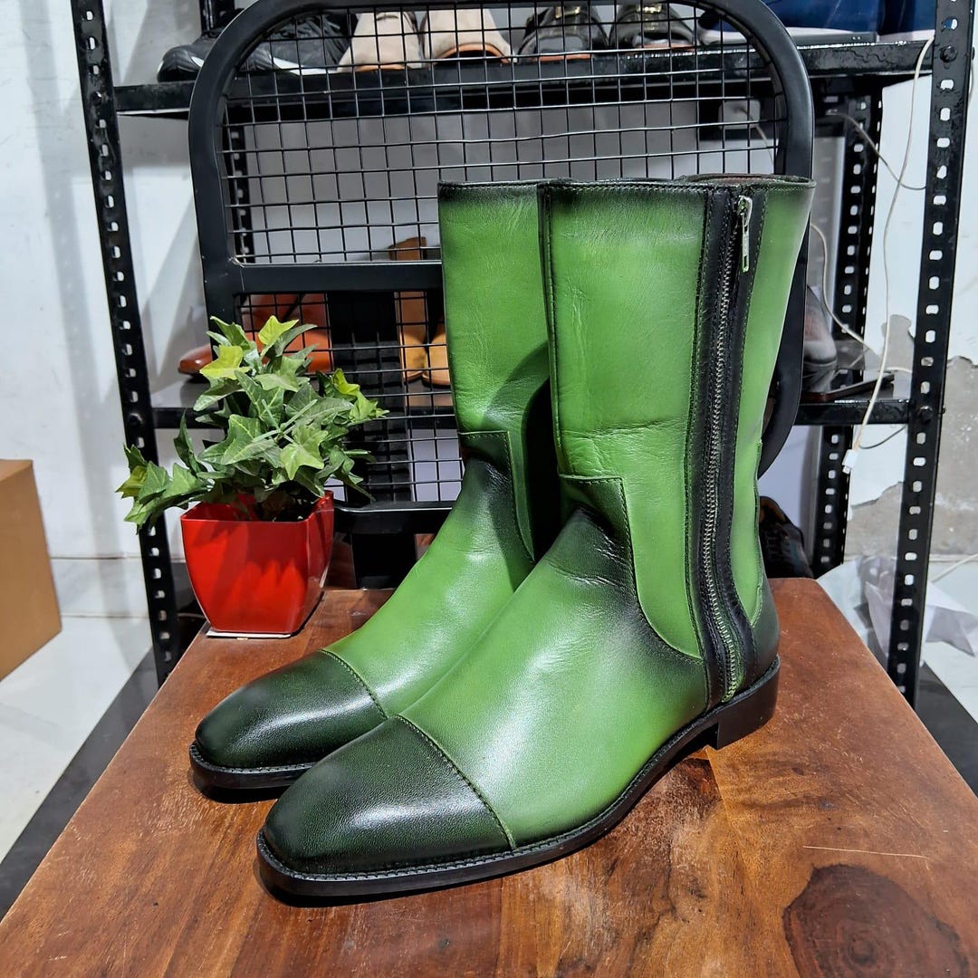 Green Pineapple Print Men's Boots