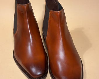 Men's Handmade Tan Leather Chelsea Boots: Sleek Pull-On Design