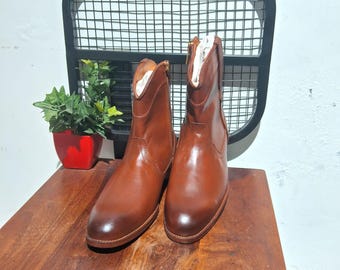 Men's Handmade Brown Leather Ankle Boots: Western-Style Side Zipper