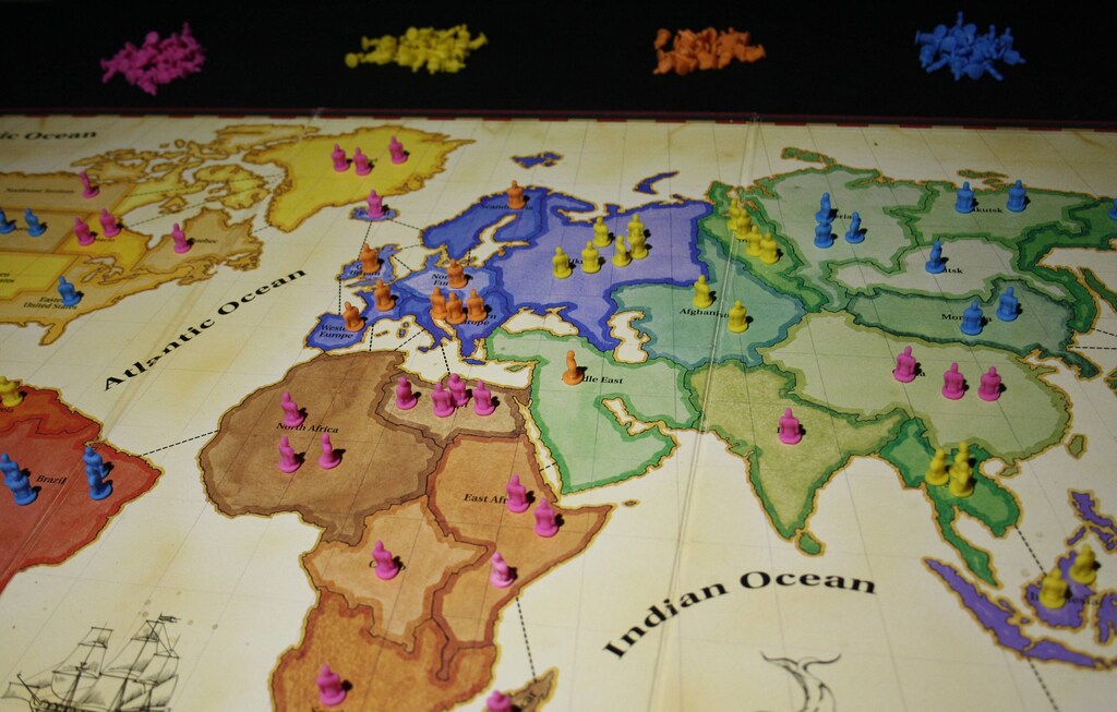 Pedine Per Gioco Da Tavolo In Legno Colorato – 250 Pezzi Marroni, Dimensioni 12x24 Mm – Ideali Per Sostituzione O Hobby Creativi