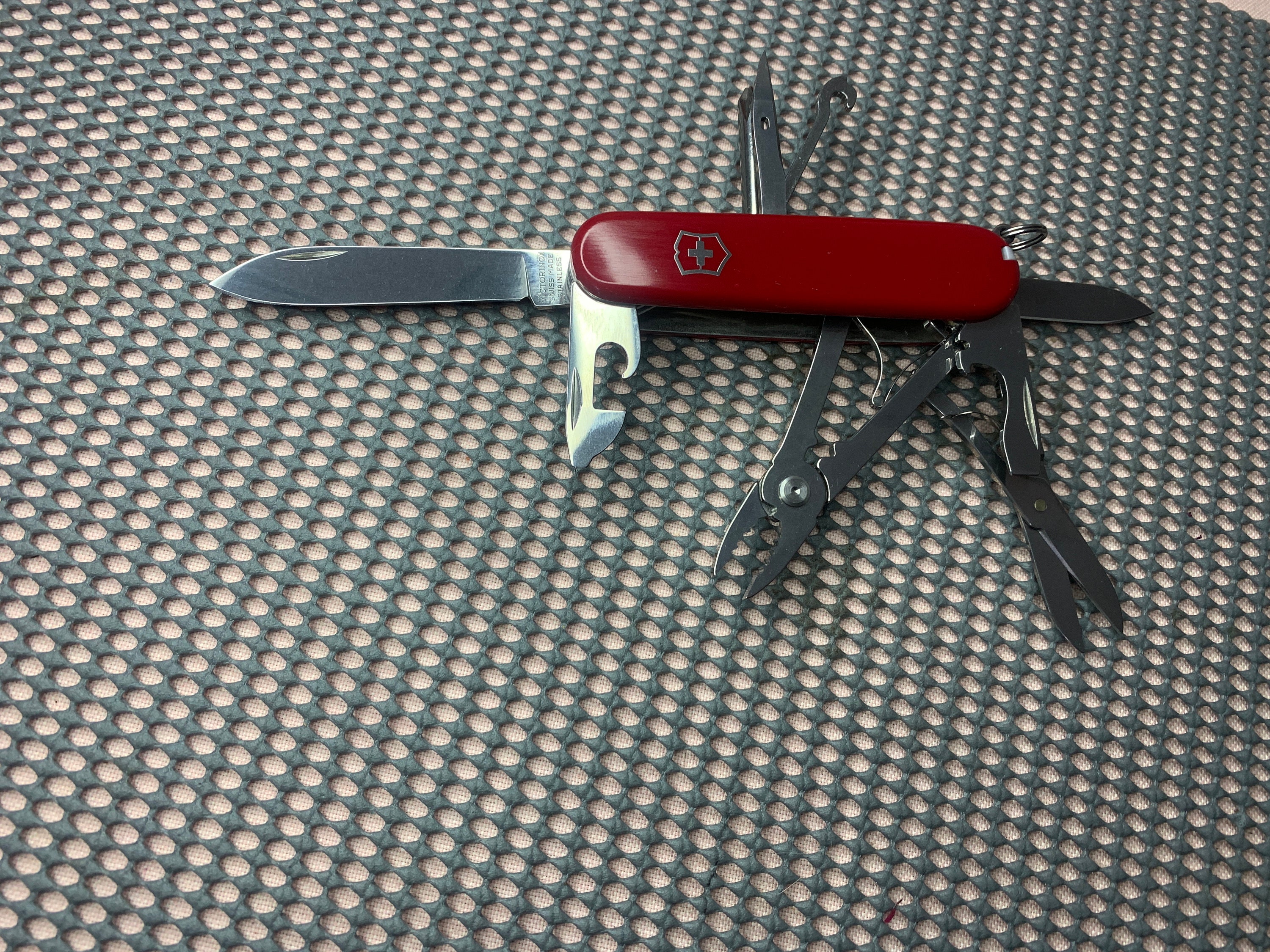 Embossed Aged Seigaiha wave Pattern Victorinox Classic SD Pocket Knife 
