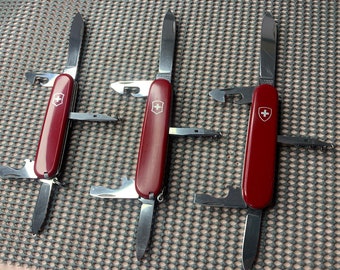 3 Victorinox knives. Spartan 91 mm old stamp (old logo), Spartan 91 mm, Tourist 84 mm