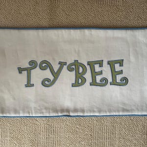 Applique pillow cover/ Monogram lumbar pillow/ Name pillow / Personalized pillow/ Initial cushion/ Bed linen pillow