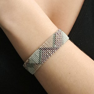 Miyuki Loom Bracelet. Miyuki beaded weaving bracelet, braided bracelet for women, gift for her, for wife, purple miyuki bracelet, armband