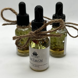 Van Van Oil: Cleansing & Protection, Hoodoo Voodoo Blend (1/2oz)