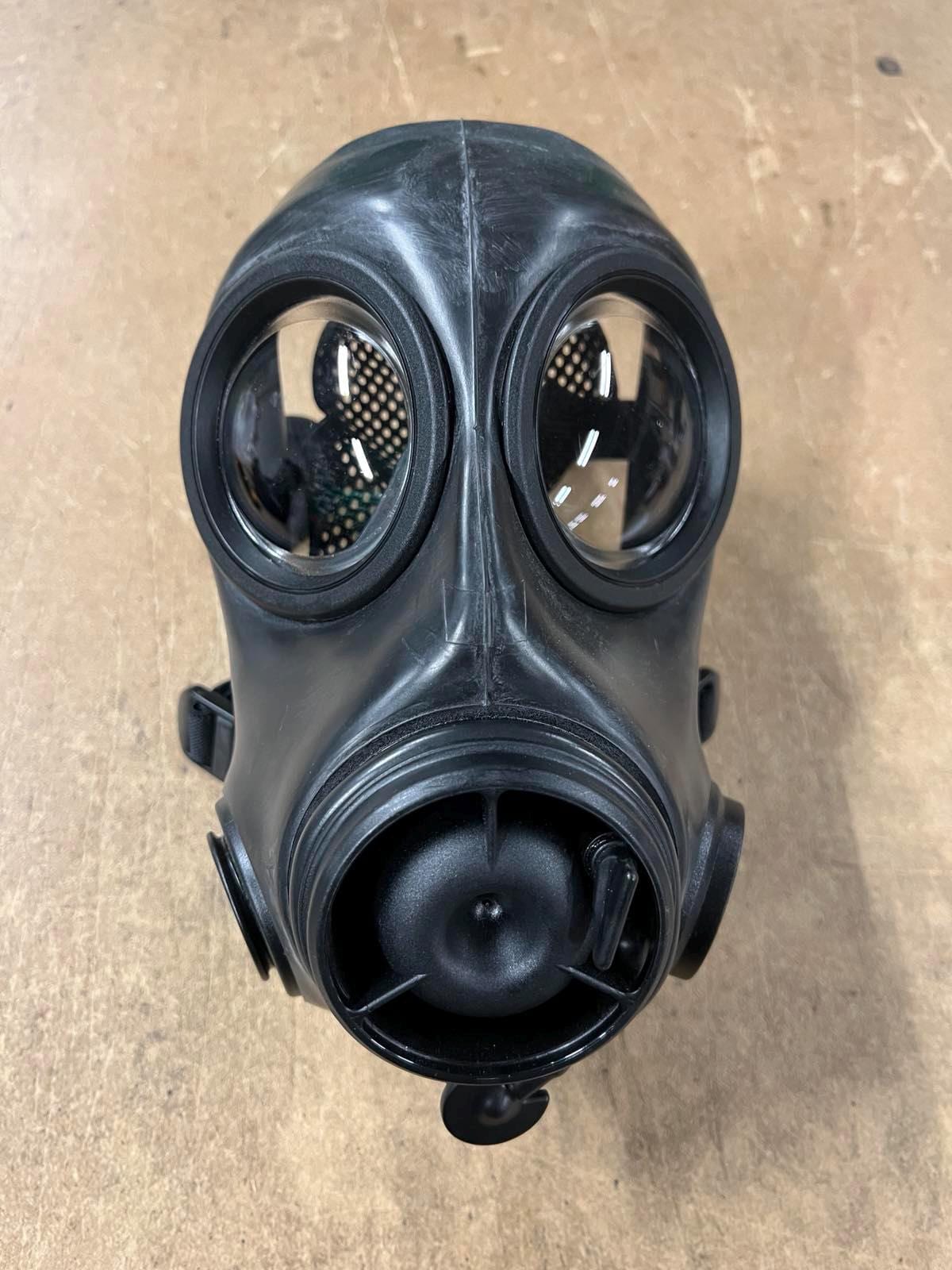S10 Gas Mask - Etsy Canada