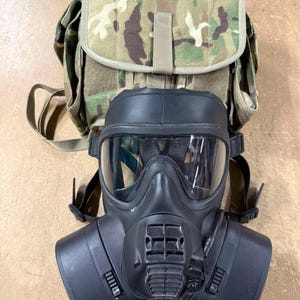 British Army Scott General Service Respirator (GSR) Size 2 with Carry Bag Field pack