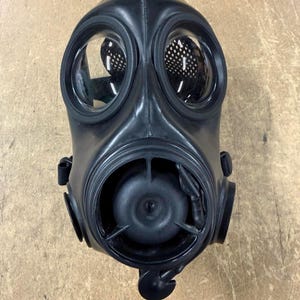 Fm12 gas mask - Etsy 日本