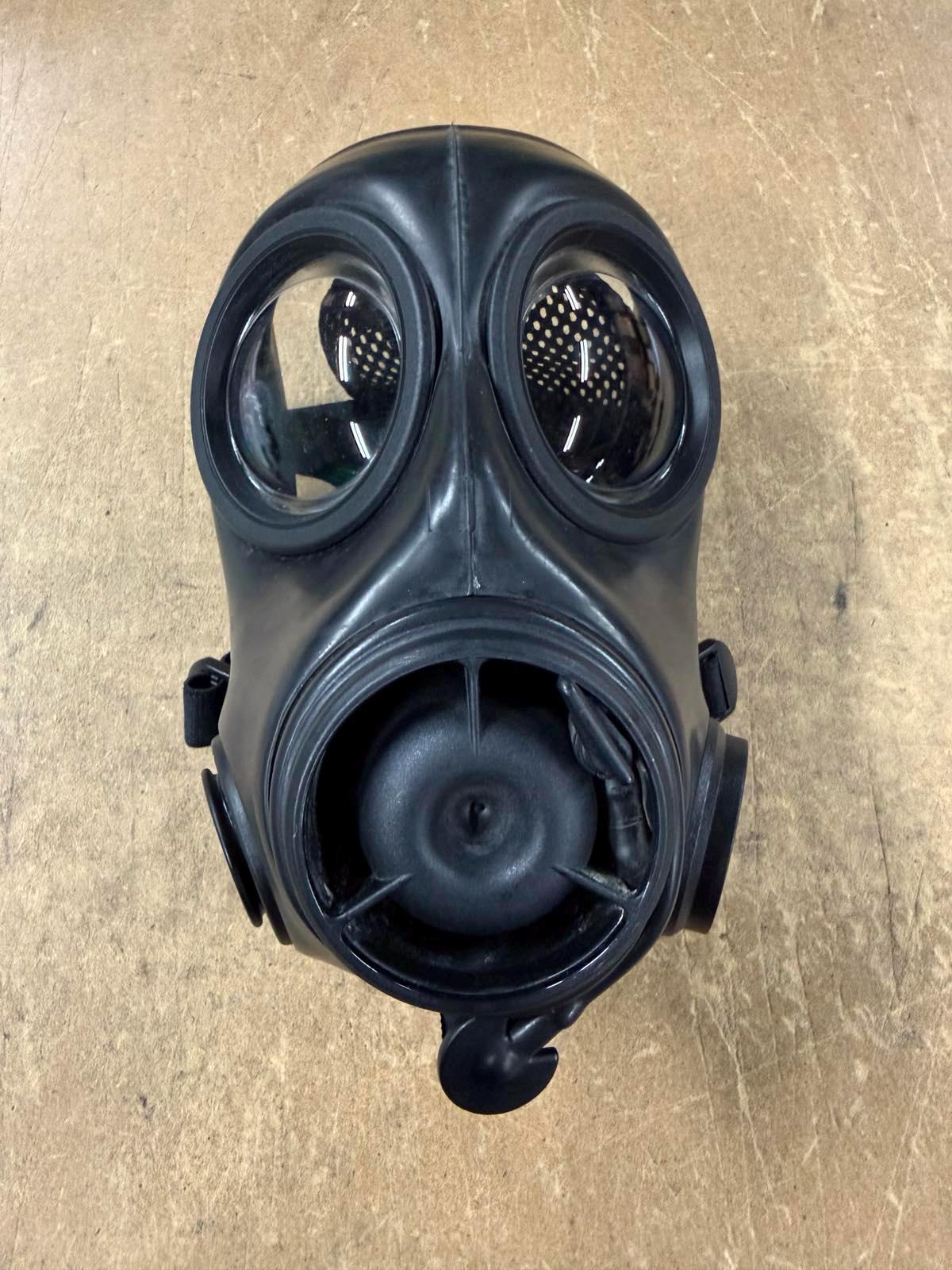 Fm12 gas mask - Etsy 日本