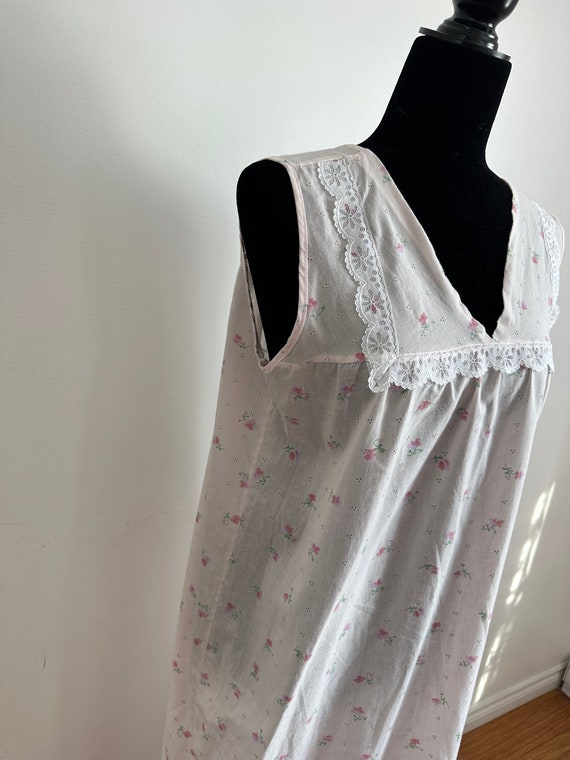 Vintage  pale pink & floral  nightgown  set,size … - image 7